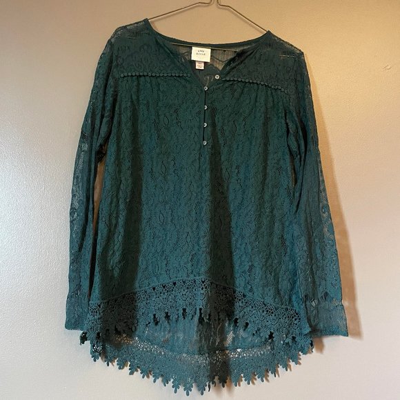 Green Lace Long Sleeved Shirt - Picture 1 of 3